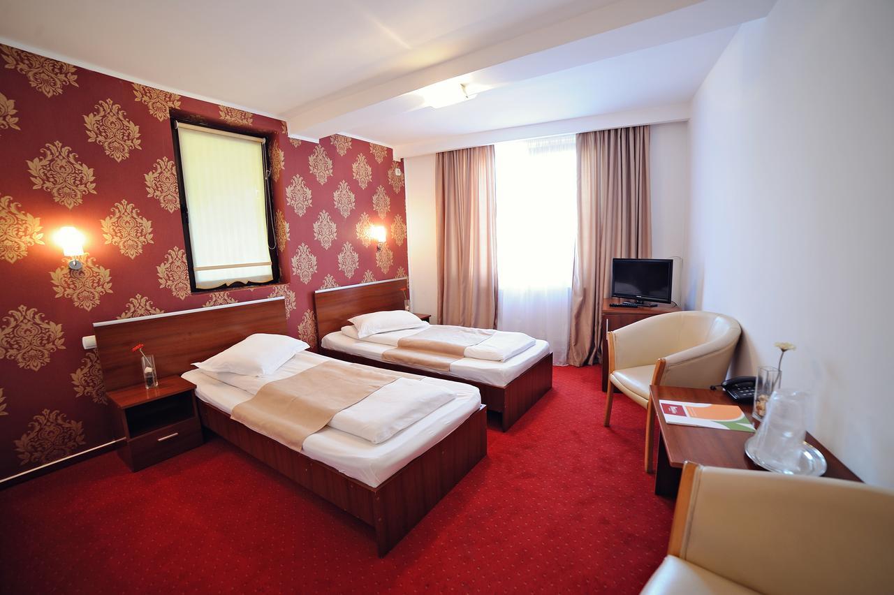 Hotel Roberto Slanic Prahova Luaran gambar