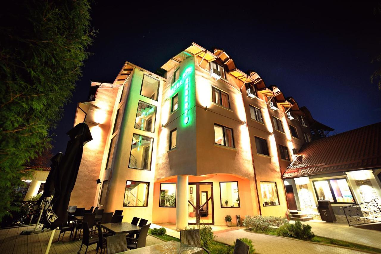 Hotel Roberto Slanic Prahova Luaran gambar